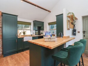 Dishwasher - Nell's Cottage near Rillington (Malton)