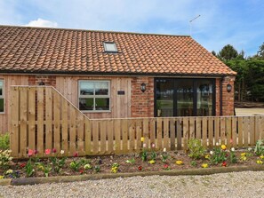 Exterior - Nell's Cottage near Rillington (Malton)