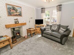 Fireplace - Charming Croft Cottage Retreat (Skipton)