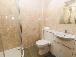 Shower - Shepherds Retreat, Hartington (Ashbourne)
