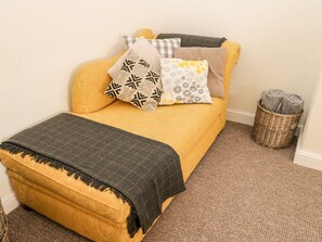 Interior - Manor House Farm Cottage, Staithes (Saltburn-by-the-Sea)