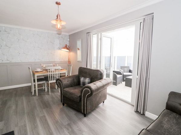 Living area - Seaside Retreat, Prestatyn (Prestatyn)