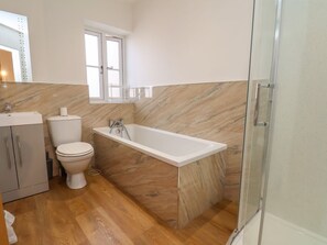 Shower - Lottie's Cottage Whitby, 1 bed (Whitby)