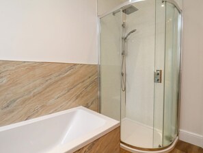 Shower - Lottie's Cottage Whitby, 1 bed (Whitby)