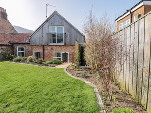 Property grounds - Rose Cottage, Faceby (Middlesbrough)