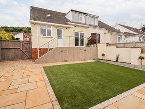 Exterior - 4 Bodnant Road, Rhos-On-Sea.TV (Colwyn Bay)