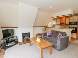 Living area - Lodge 2 - Inglewood Lodge, Spean Bridge (Spean Bridge)