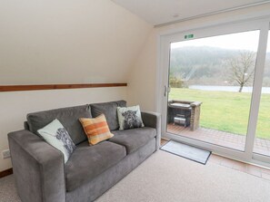 Living area - Lodge 2 - Inglewood Lodge, Spean Bridge (Spean Bridge)