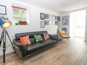 Living area - Bryn Tirion, Llangefni (Holyhead)