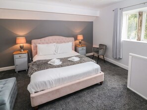 Room - Churchside House, Matlock (Matlock)