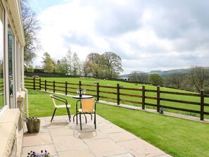 Outdoor dining - West Reins, Middleton-In-Teesdale (Barnard Castle)