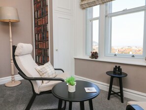 Interior - The Outlook, Minehead (Minehead)