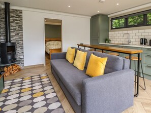 Living area - The Nest: Serene Retreat in Prestatyn (Prestatyn)