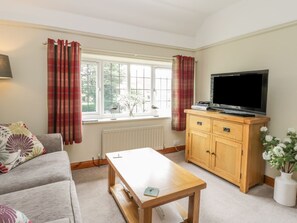 Living area - Charming Apartment 3 in Whitby (Whitby)