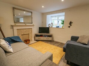 Living area - Half Pint Cottage, Beaminster. (Beaminster)