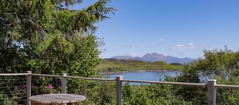 The Lookout, Teangue