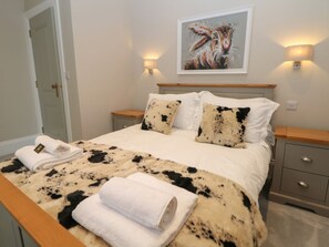 Room - Hunter's Lodge, Buxton. 2 bed. (Buxton)