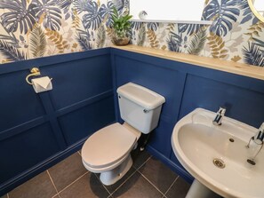 Shower - The Dairy in Evenwood, Durham. (Bishop Auckland)