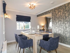 Dining - The Lodge at Wildersley Farm, Belper (Belper)