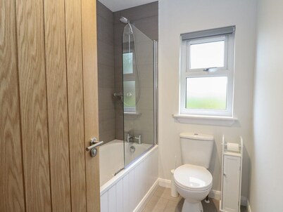 Glen Mhor Lodge, Arisaig 2 bed