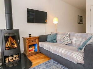 Fireplace - Dundarach, Aberfeldy (Aberfeldy)