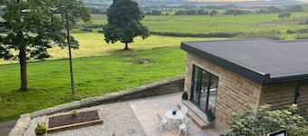 Wood Head Lodge is in Belthorn