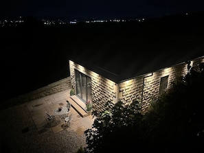 Outdoor dining - Wood Head Lodge is in Belthorn (Blackburn)