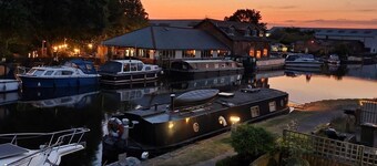 The Moorings is near Wakefield