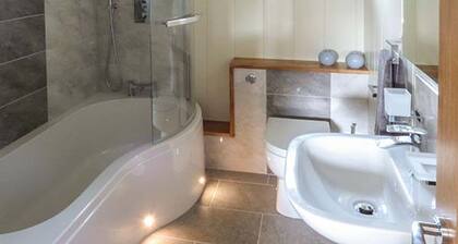 Squirrel Lodge, Gargrave
