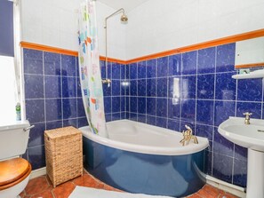 Shower - 11 Church Street, Whitby (Whitby)