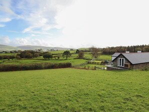 Property grounds - Bryn Eglwys Cottage near Tywyn (Tywyn)