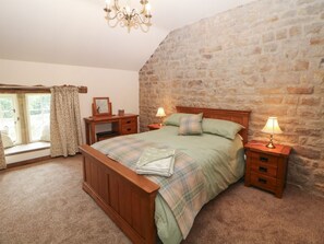 Room - Stoney Cliffe Farm, near Leek. (Leek)