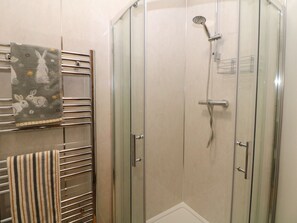 Shower - Stoney Cliffe Farm, near Leek. (Leek)