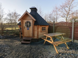 Outdoor dining - Ballinorig Lodge, Cleator Moor (Cleator Moor)