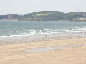 Beach - Ty Gilbert, Benllech (Tyn-y-Gongl)