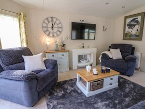 Living area - 98 The Heron, New Quay (New Quay)