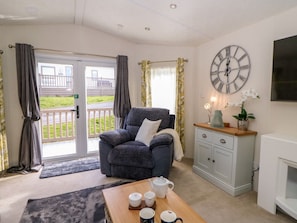 Living area - 98 The Heron, New Quay (New Quay)