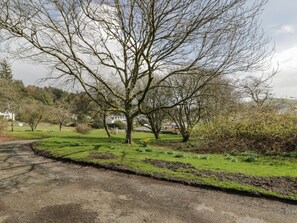 Property grounds - Auchenvhin in Dalbeattie, 5bed (Dalbeattie)