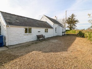 Exterior - Min-y-rhos, Edern, North Wales (Pwllheli)