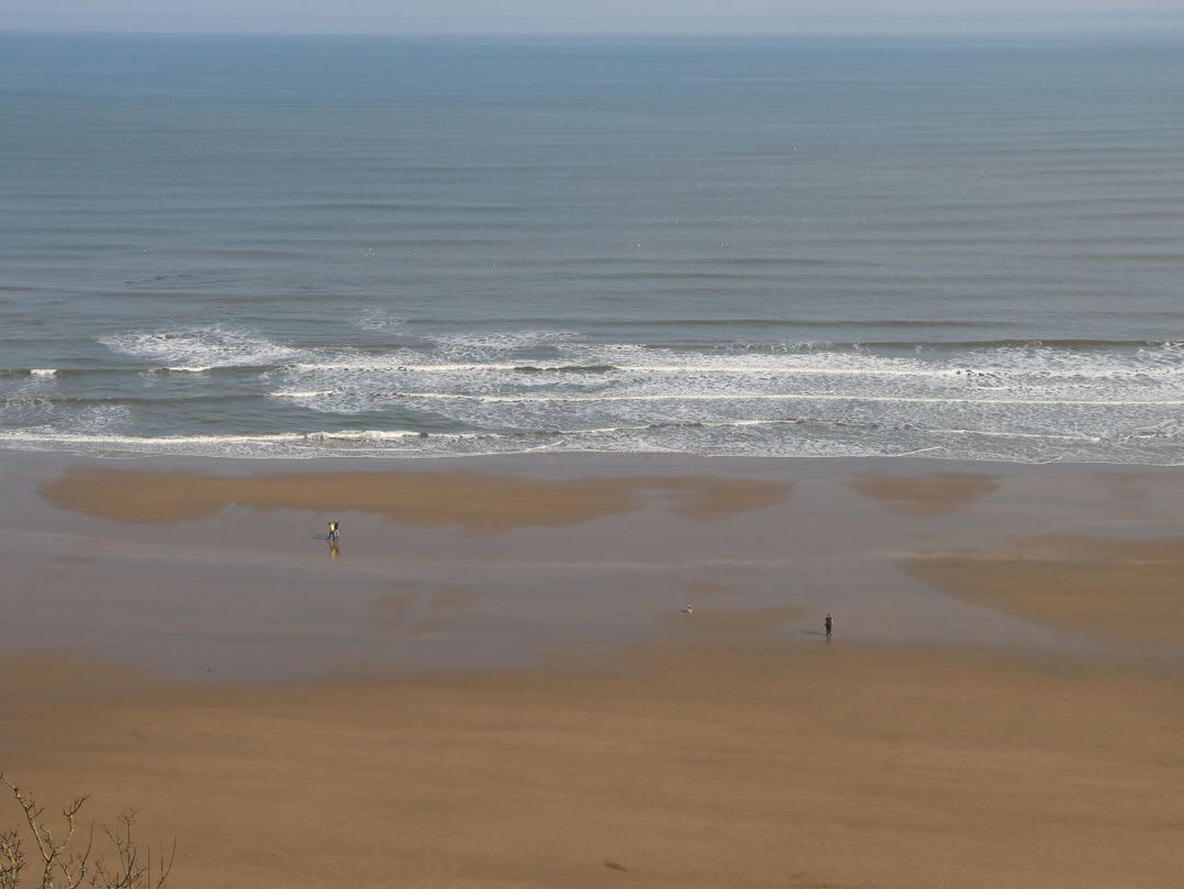 Una spiaggia nelle vicinanze