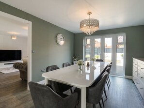 Dining - 21 Skippers Way, Walton-On-The-Naze (Walton on the Naze)