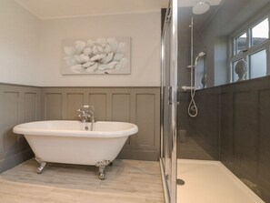 Shower - Homewood, Garstang, Lancashire (Preston)
