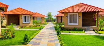 Anaasa Resorts