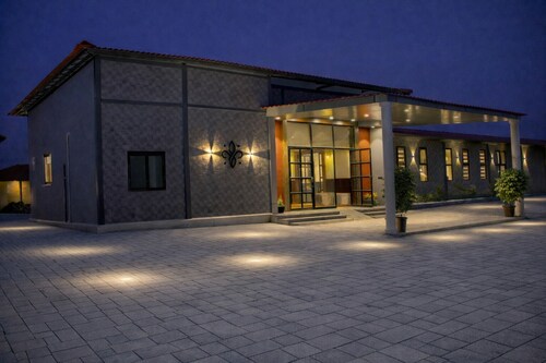 Anaasa Resorts 