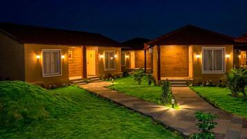 Fasade – kveld/natt