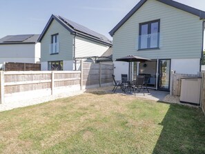 Outdoor dining - 14 Parc Delfryn, Benllech (Brynteg)