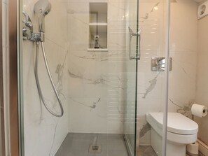 Shower - Riverdale House Linton Cumbria (Skipton)