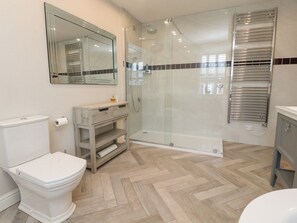 Shower - Riverdale House Linton Cumbria (Skipton)