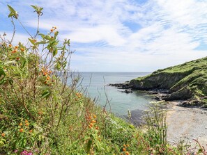Beach nearby - 2 Cliff Cottages, Gorran Haven (Truro)