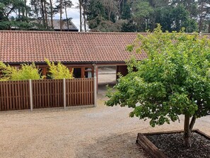Property grounds - The Bull Pen, Rackheath. 1-bed (Norwich)